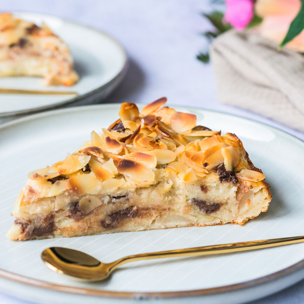 Pear, Apple and Chocolate Cake Recipe | The Feedfeed