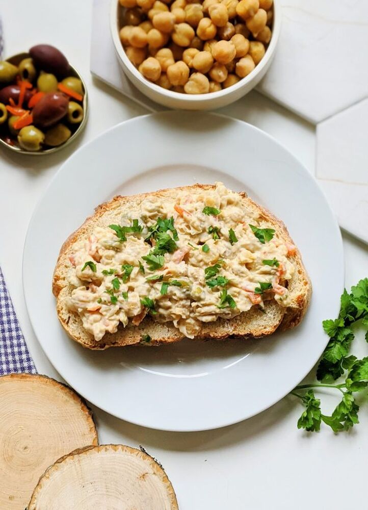 Chickpea and Olive Salad Sandwiches by theherbeevore Quick & Easy