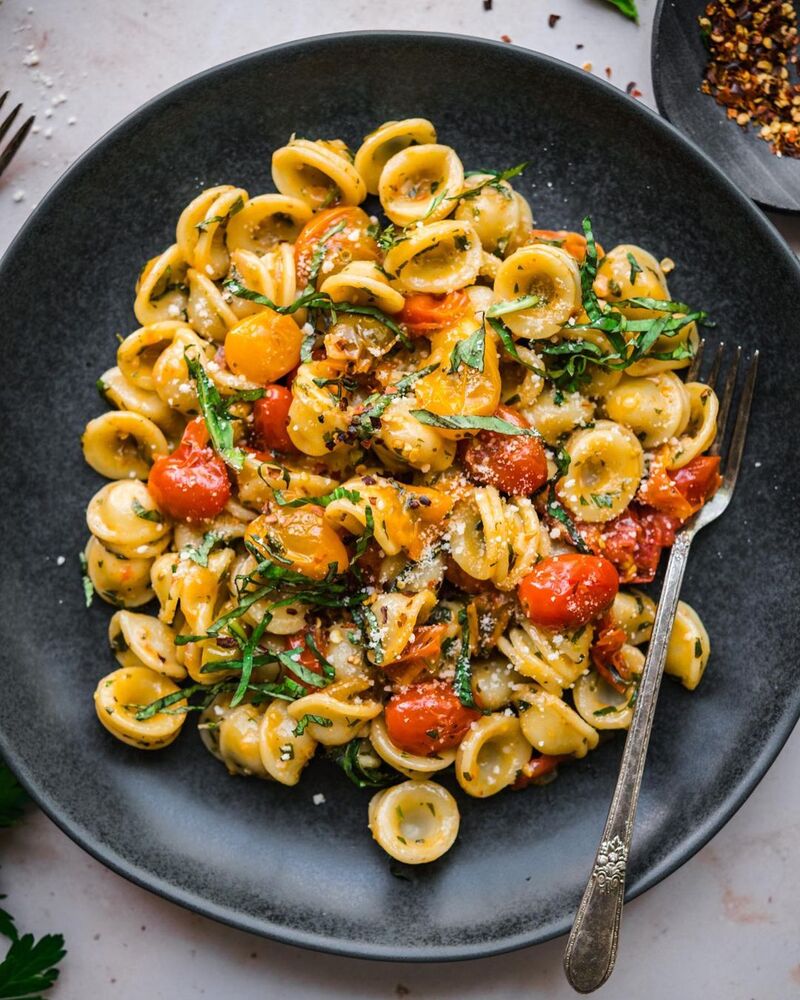 Tomato Garlic Pasta by crowded_kitchen | Quick & Easy Recipe | The Feedfeed