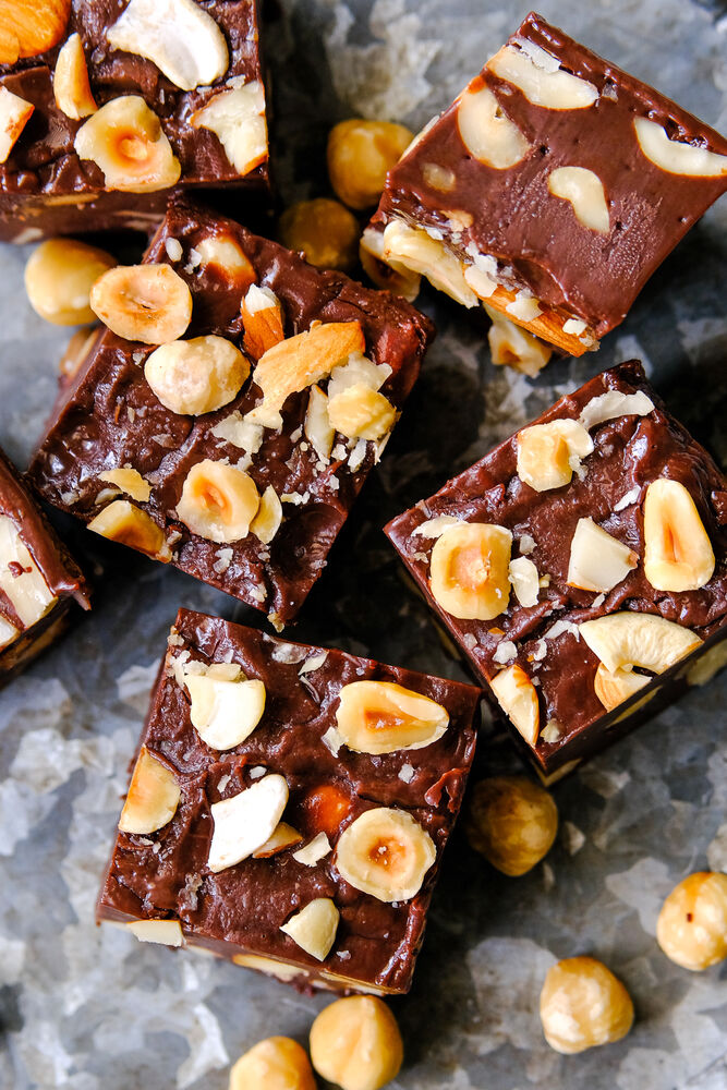 Dark Chocolate, Nutella and Hazelnut Fudge by platenpalate Quick