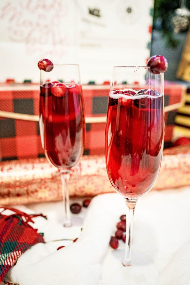 Cranberry Moscato Cocktail by livinglesh Quick & Easy Recipe The Feedfeed