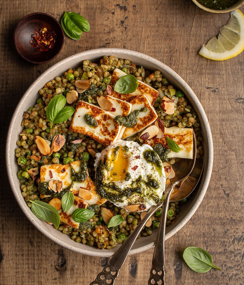 Couscous Bowl with Halloumi and Poached Egg by cherryonmysundae Quick