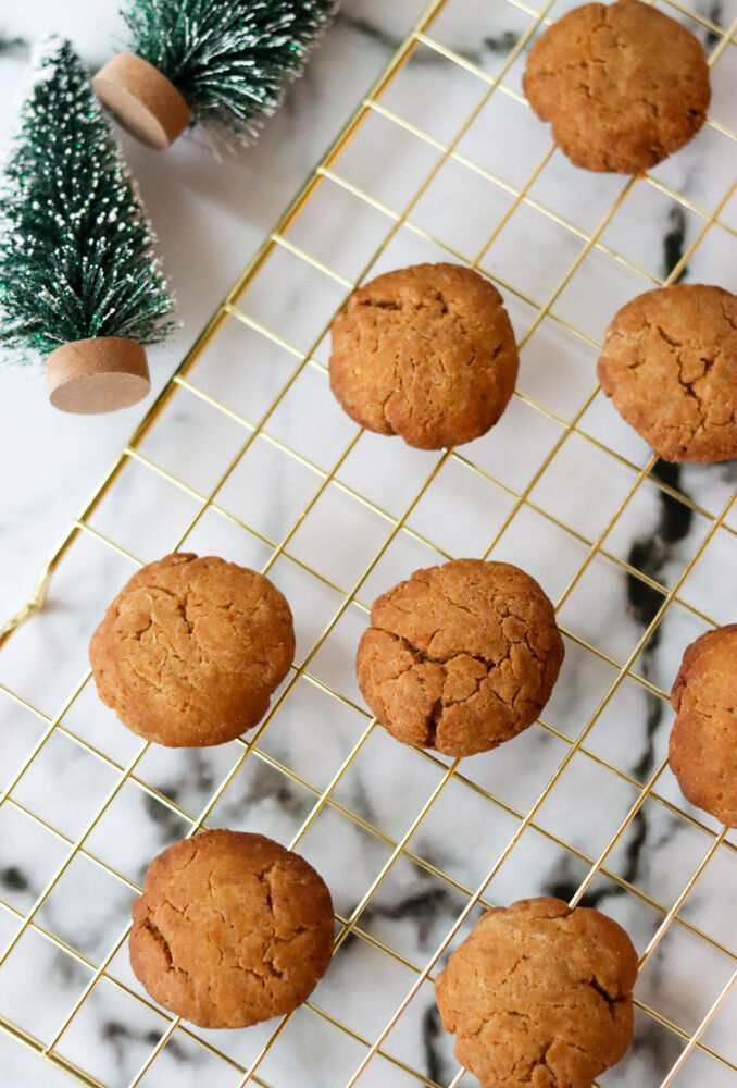 Healthy Ginger Molasses Cookies by thedancingcookbook Quick & Easy
