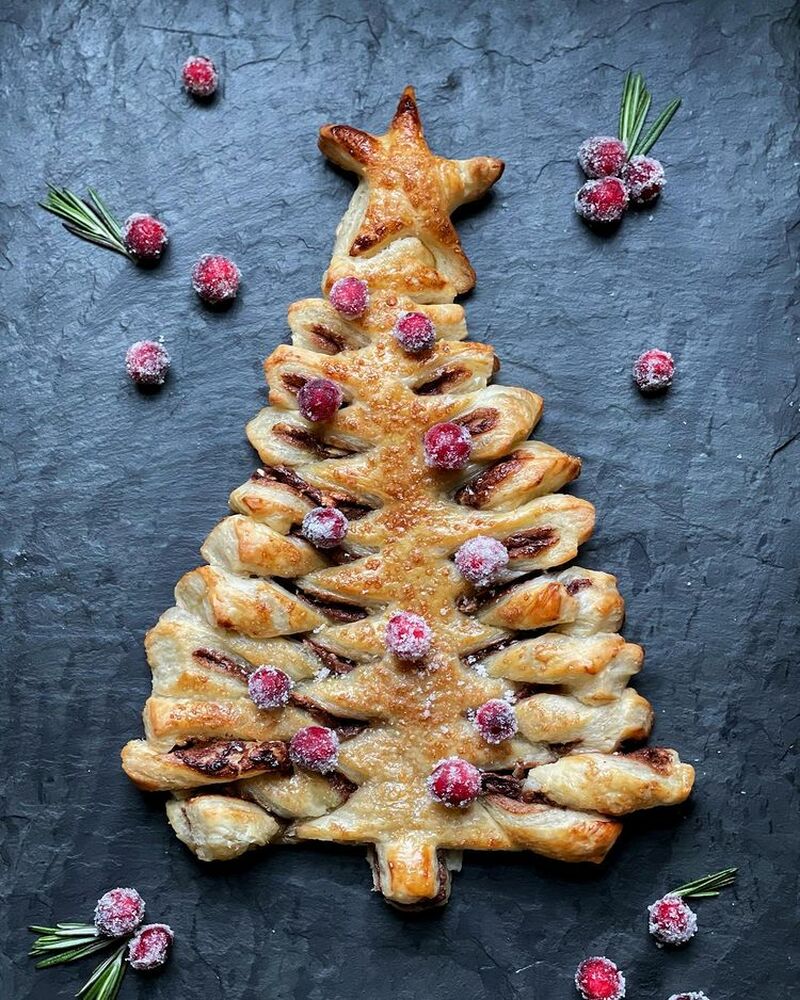 Cranberry Nutella Christmas Tree by 30minutefoodie Quick & Easy