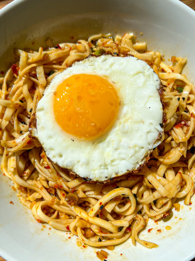 Chili Oil Noodles by alexawhatsfordinner | Quick & Easy Recipe | The ...