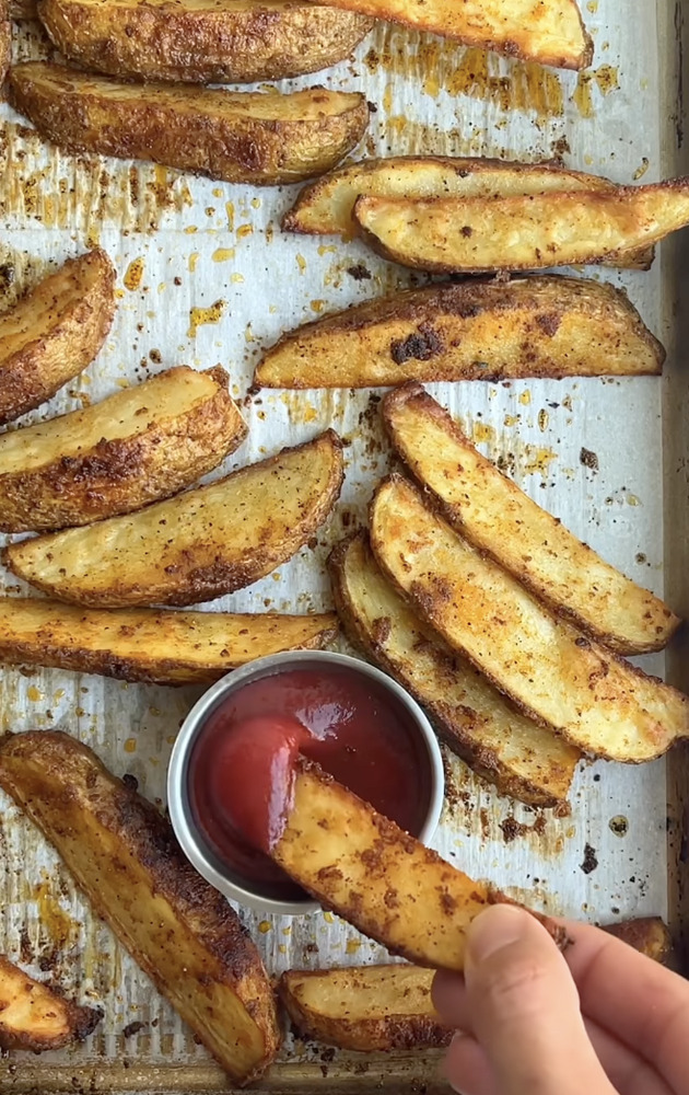 Air Fryer Potatoes - FeelGoodFoodie
