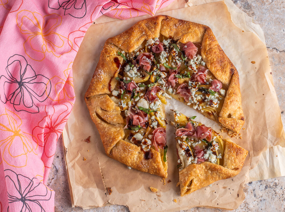 How to make a savory or sweet galette, a pan-free rustic tart [Stay-Put  Cooking], Life & Culture