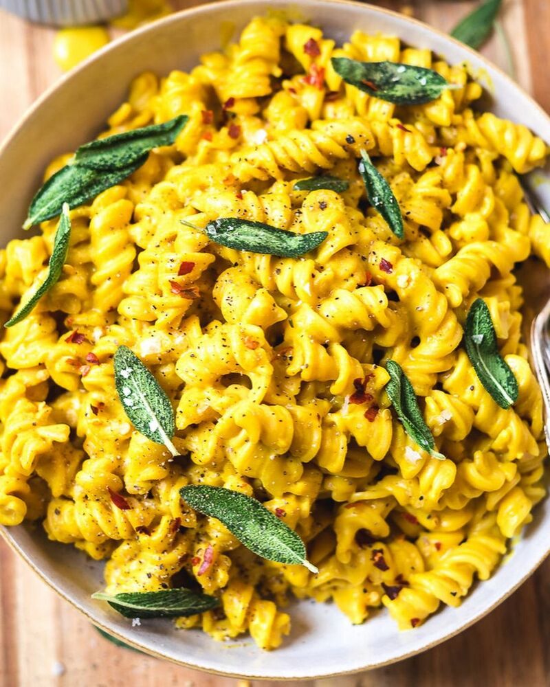 Mac n Cheese with Fried Sage by twospoons.ca | Quick & Easy Recipe ...