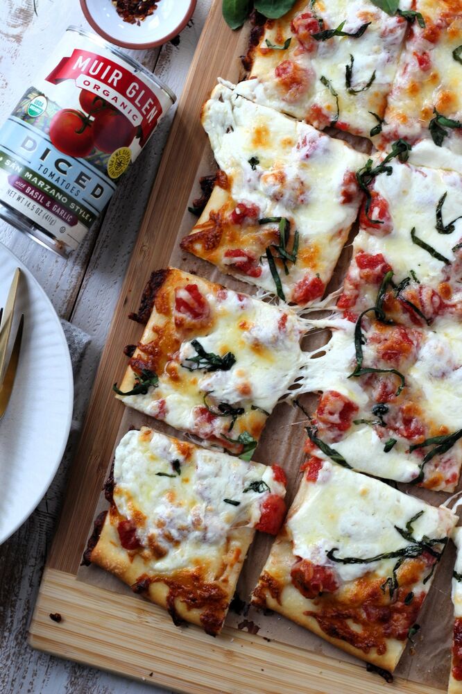 Sheet Pan Margherita Pizza - Thyme With Caroline