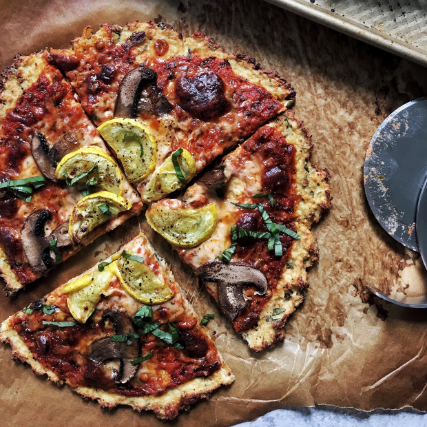 Cauliflower Crust Pizza With Spicy Tomato Sauce By Kevmasse New York